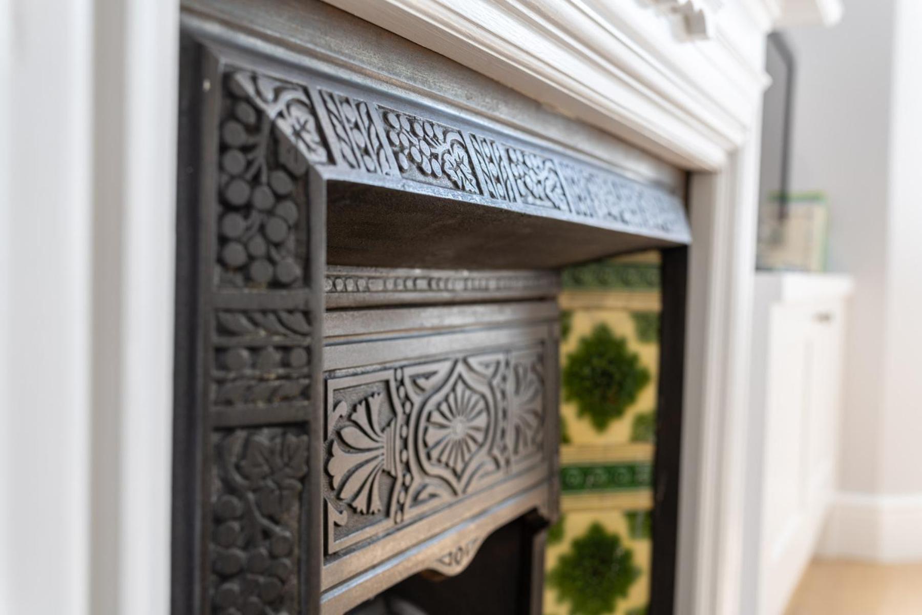 Charming Elegance At The Pontcanna Pearl - Prime Location With Comfort And Style カーディフ エクステリア 写真